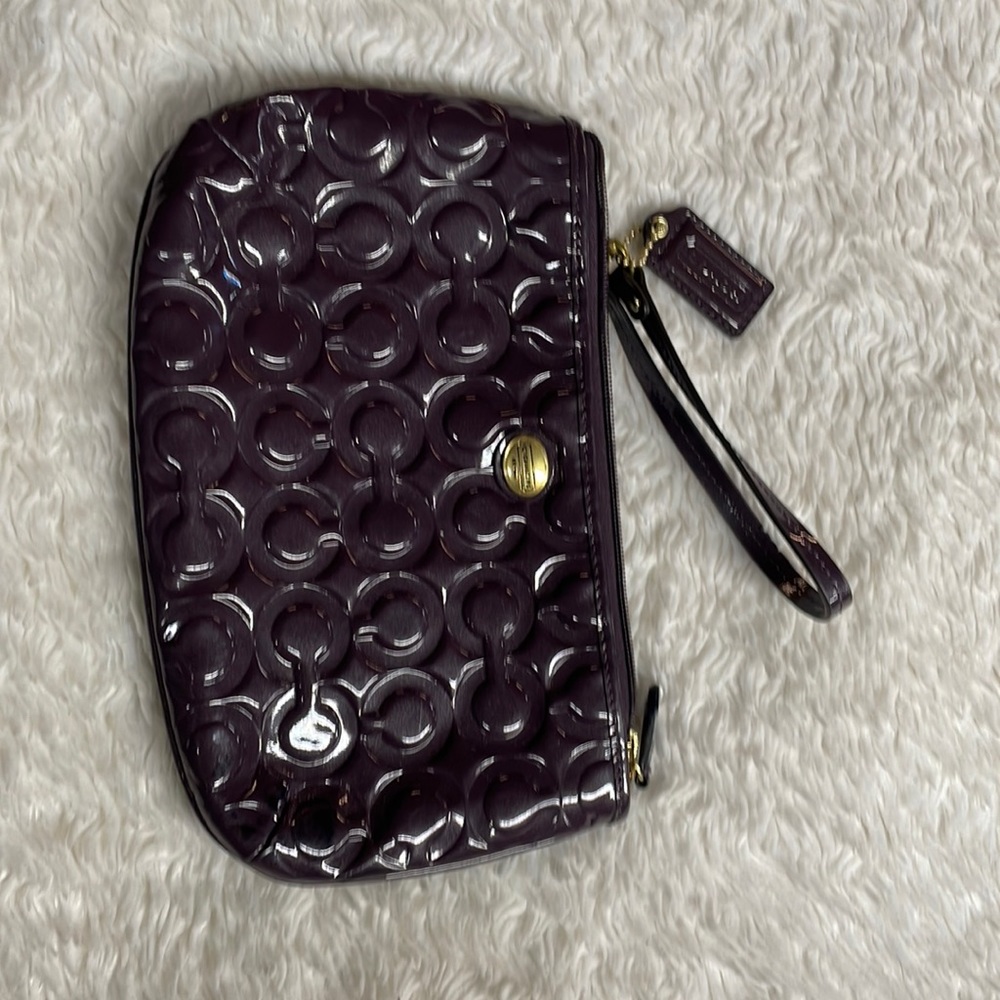 Used Coach wallet/clutch